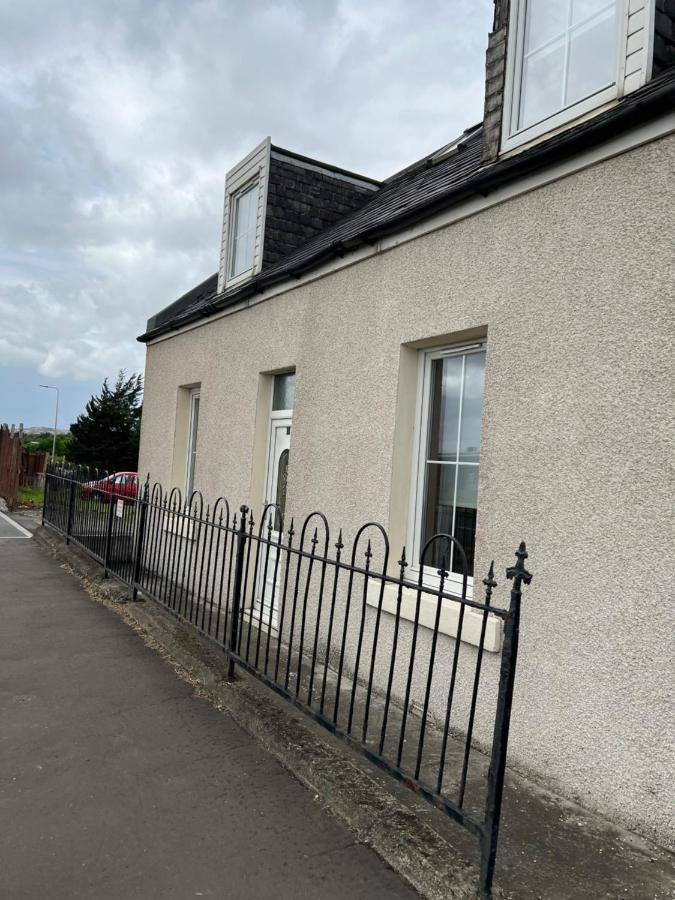 4 Bed Bungalow Near Airport Edimburgo Exterior foto