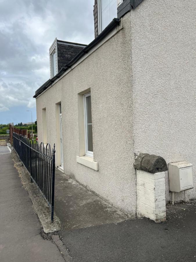 4 Bed Bungalow Near Airport Edimburgo Exterior foto