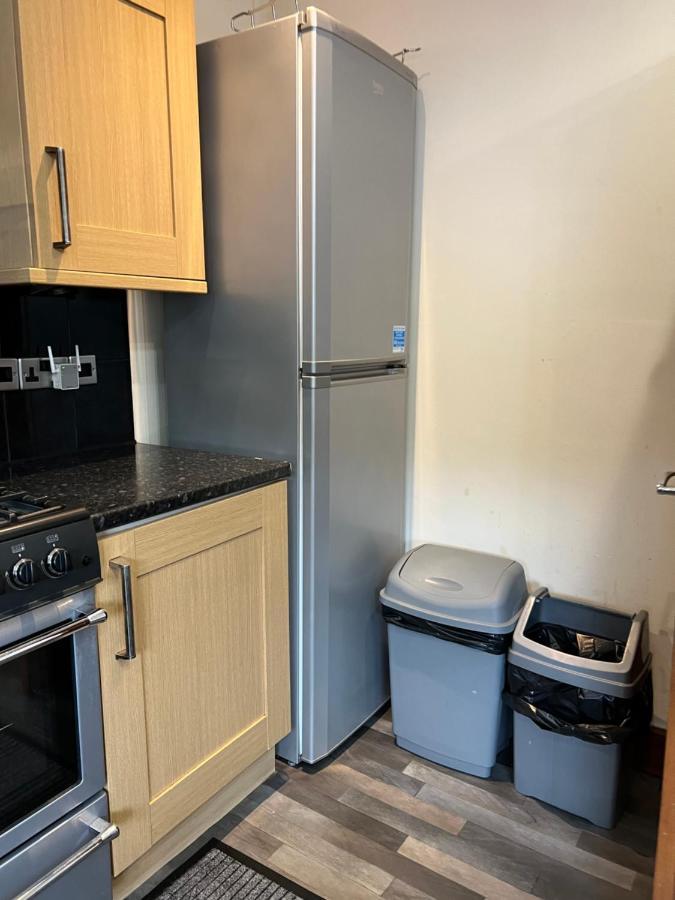 4 Bed Bungalow Near Airport Edimburgo Exterior foto